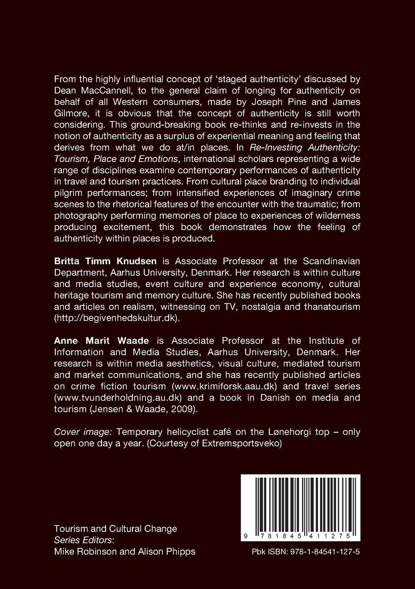 Weitere Ansicht: Re-Investing Authenticity