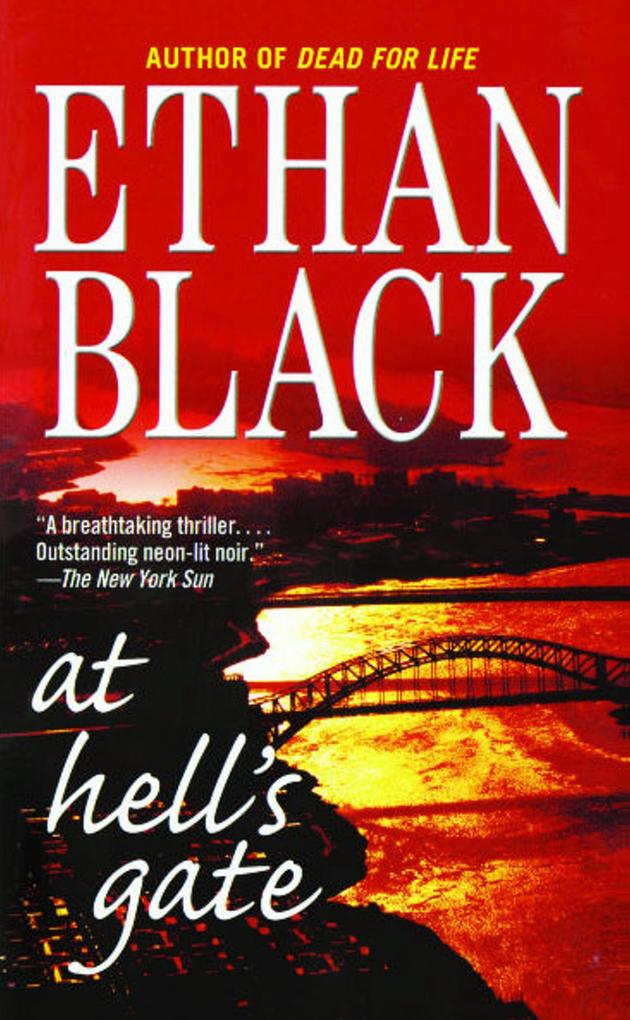 Produktbild: At Hell's Gate | Ethan Black