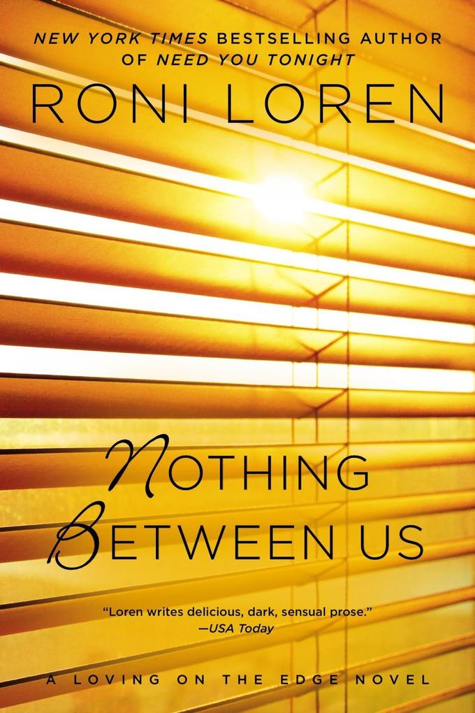 Produktbild: Nothing Between Us | Roni Loren