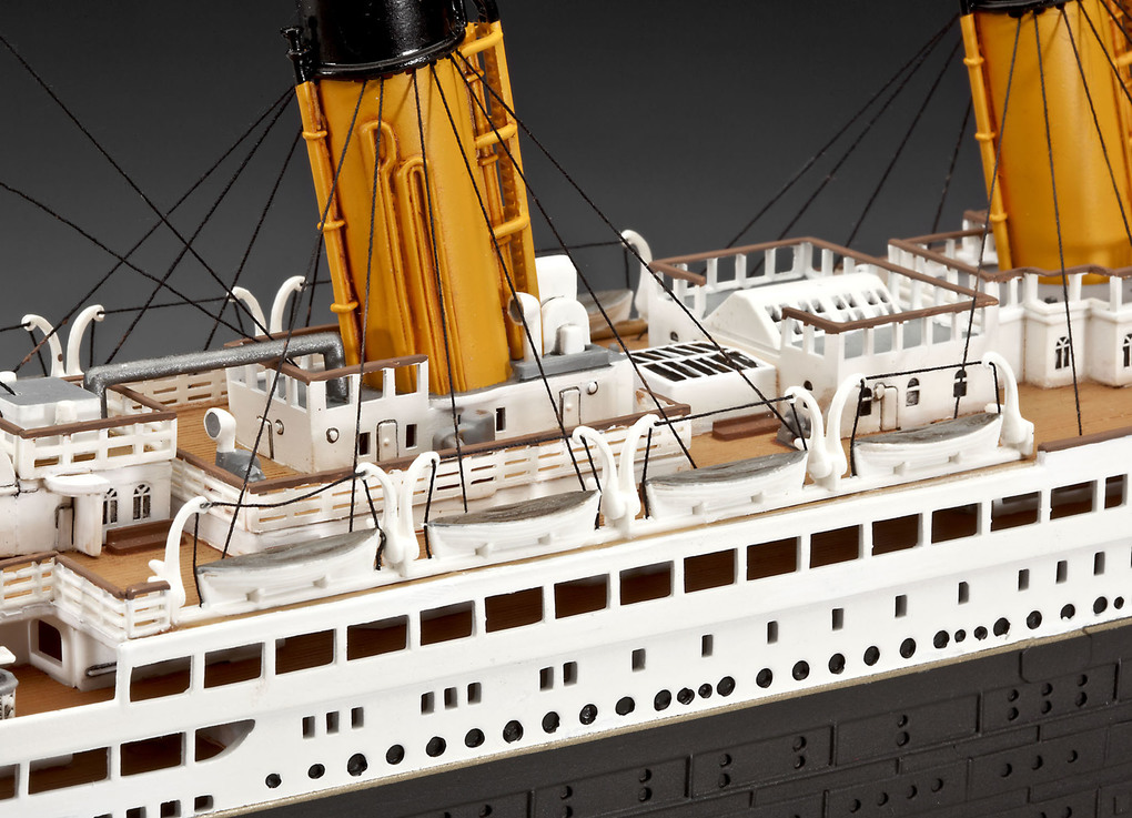 Weitere Ansicht: Revell - Geschenkset - 100 Jahre Titanic