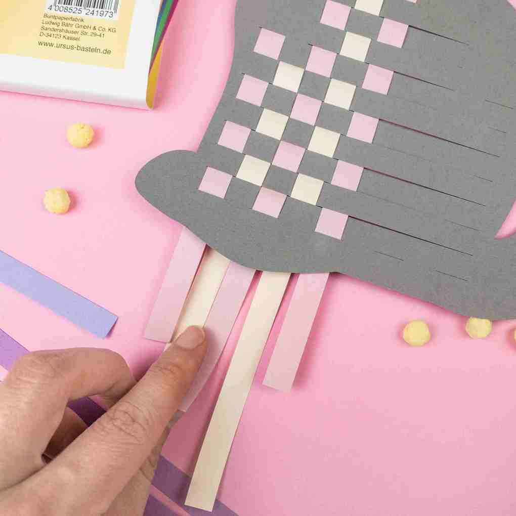 Weitere Ansicht: URSUS Flechten Bunte Flechtmotive, 27 Blatt Fotokarton (300 g/m², DIN A4)
