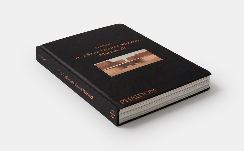 Weitere Ansicht: Yves Saint Laurent | Studio Ko