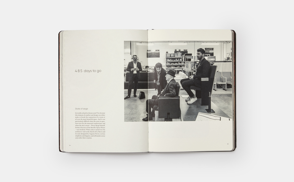 Weitere Ansicht: Yves Saint Laurent | Studio Ko