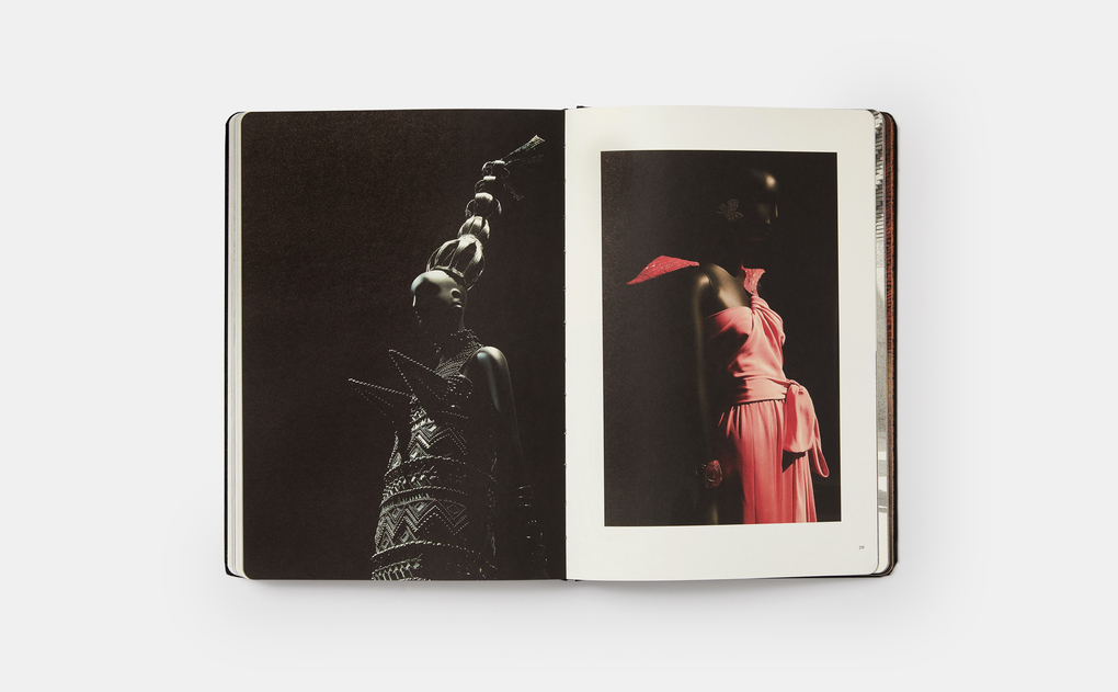 Weitere Ansicht: Yves Saint Laurent | Studio Ko