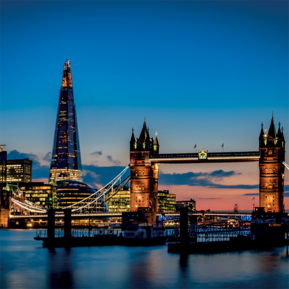 Weitere Ansicht: London at Twilight 2023