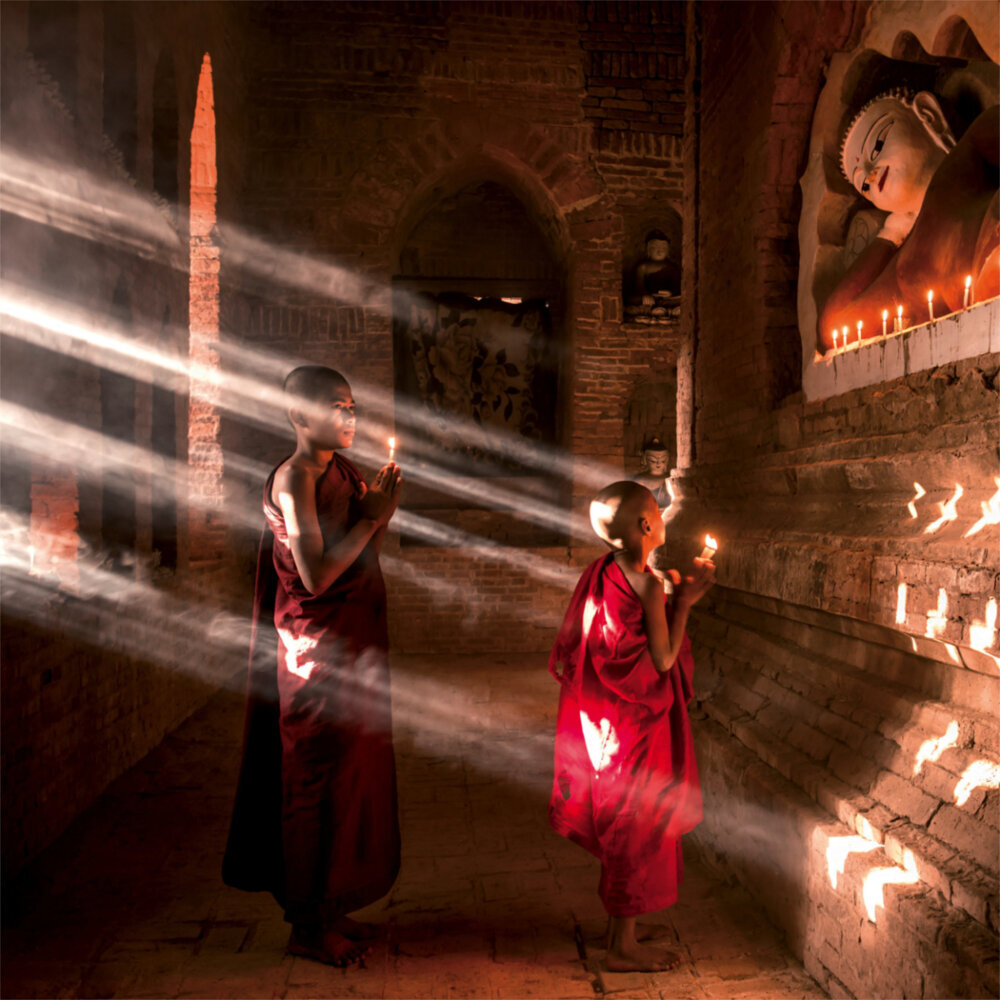 Weitere Ansicht: Buddhas Footprints 2023