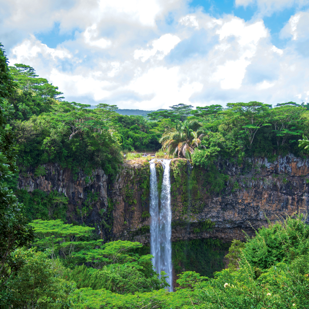 Weitere Ansicht: Waterfalls 2023