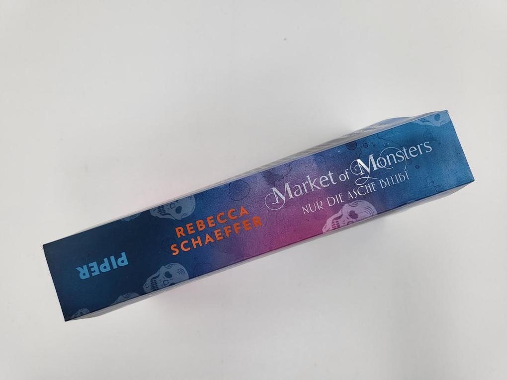 Weitere Ansicht: Market of Monsters | Rebecca Schaeffer