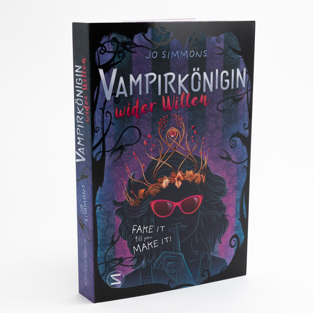 Weitere Ansicht: Vampirkönigin wider Willen. Fake it till you make it | Jo Simmons