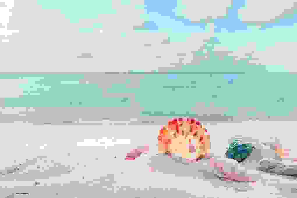 Weitere Ansicht: Cover-your-desk Schreibtischunterlage für Kinder und Erwachsene Traumstrand mit Muscheln, aus hochwertigem Vinyl , 60 x 40 cm