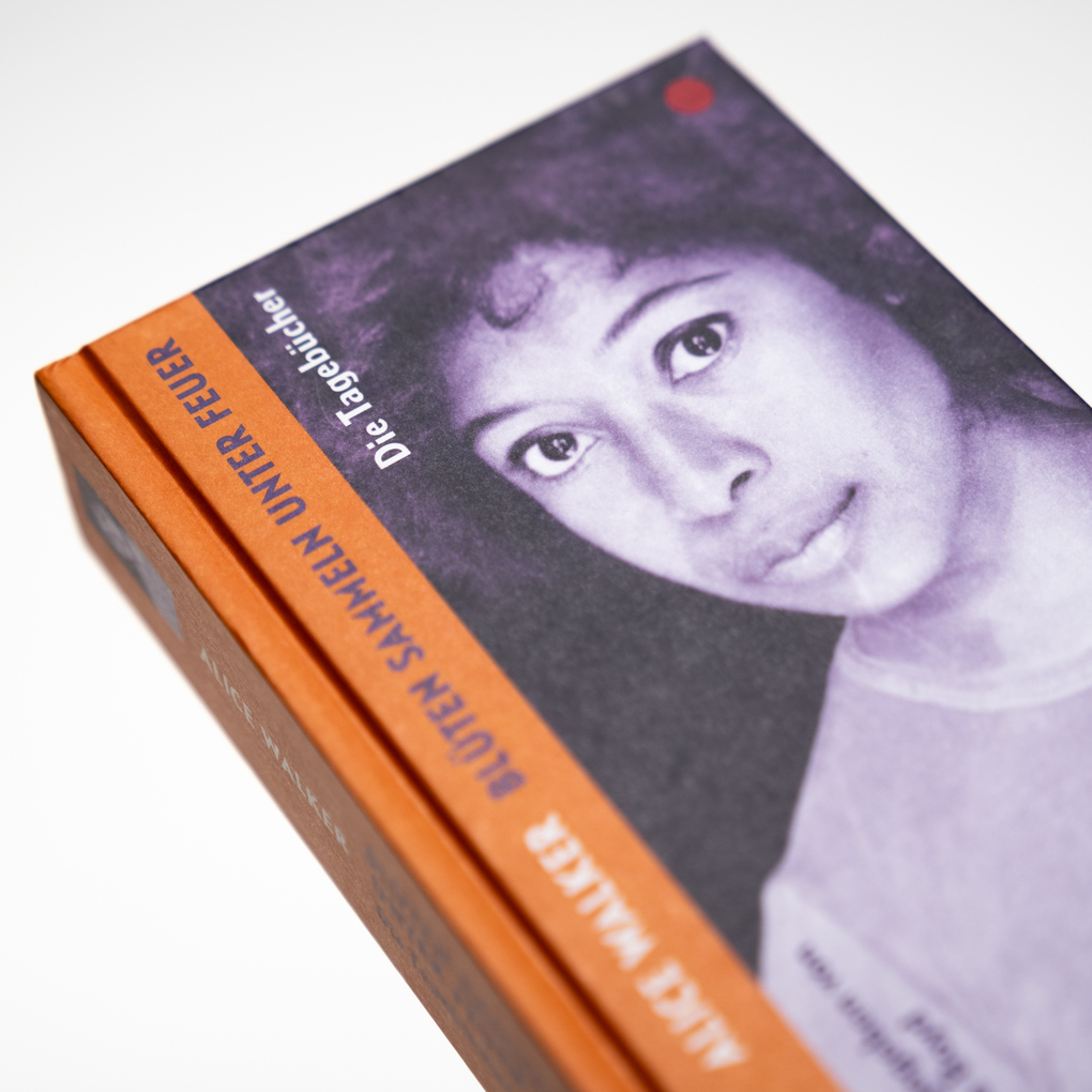 Weitere Ansicht: Blüten sammeln unter Feuer | Alice Walker