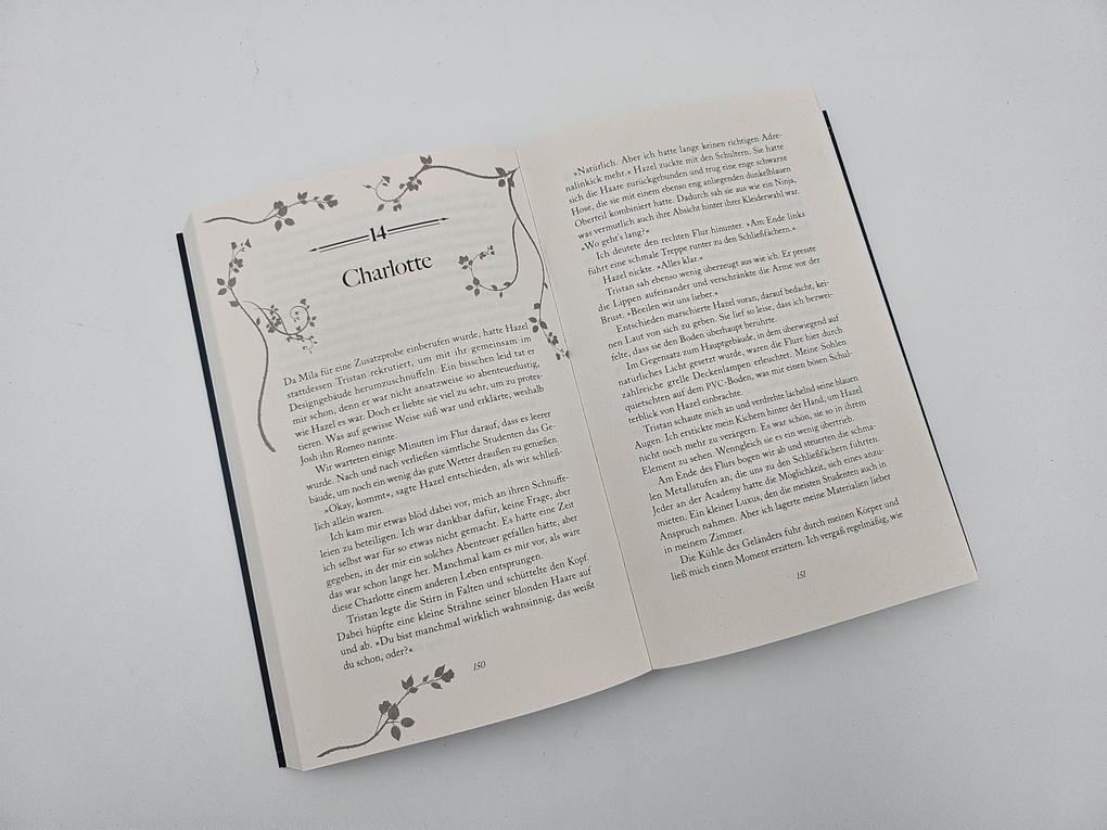 Weitere Ansicht: Rosefield Academy of Arts - The Promises We Make | Ana Woods