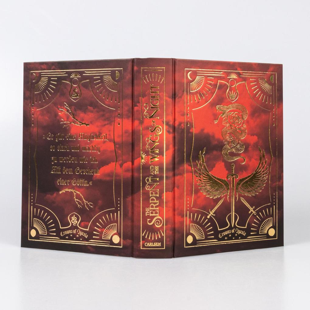 Weitere Ansicht: The Serpent and the Wings of Night (Crowns of Nyaxia 1) | Carissa Broadbent