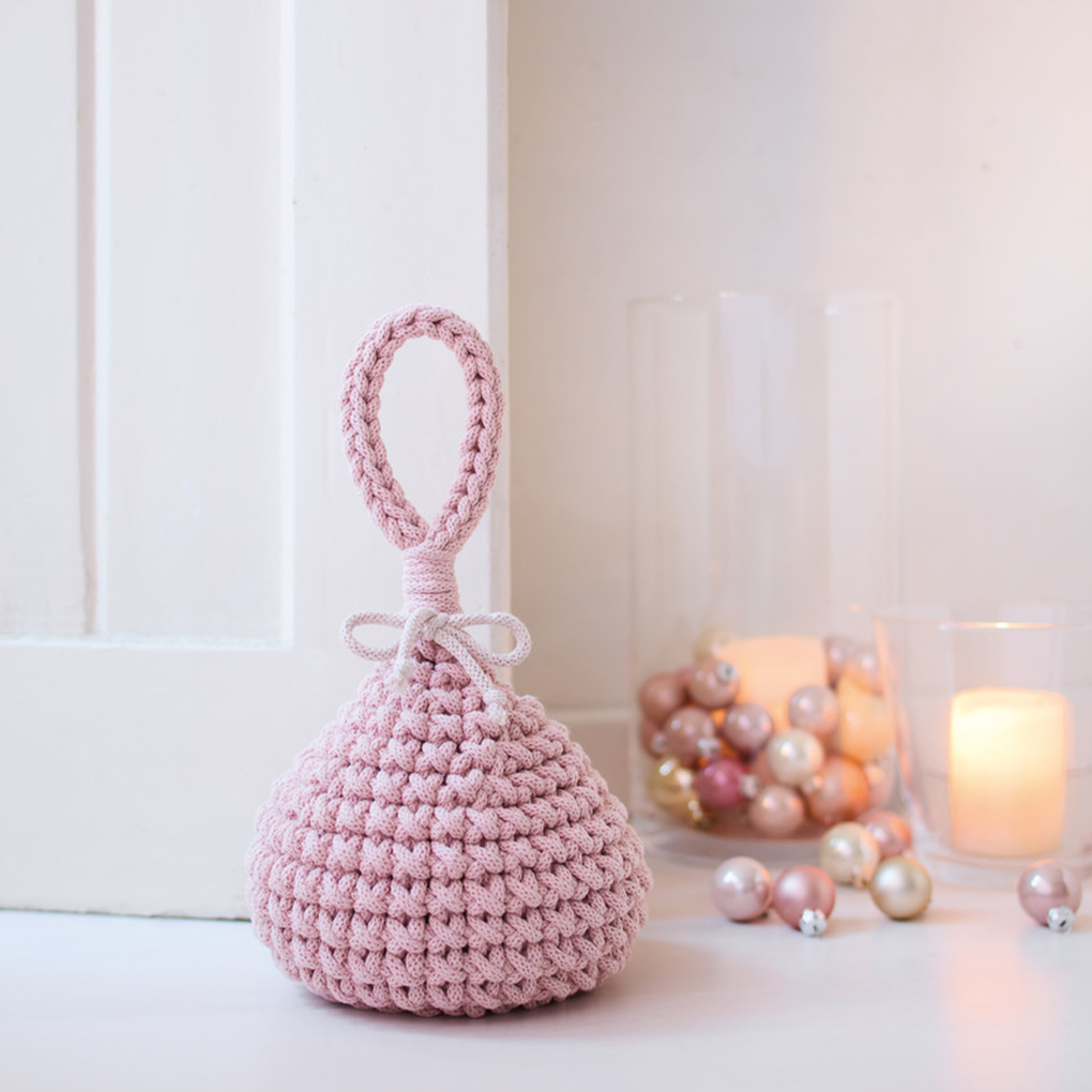 Weitere Ansicht: Häkel Christmas. Das Adventskalenderbuch | Natalie Nar