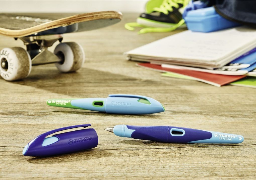 Weitere Ansicht: Rechtshänder-Griffstück für ergonomischen Schulfüller mit Anfänger-Feder A - STABILO EASYbirdy in sc