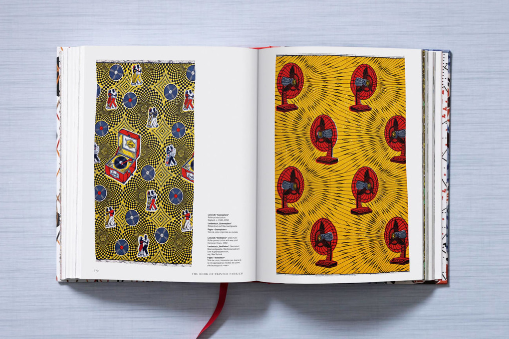 Weitere Ansicht: The Book of Printed Fabrics. From the 16th century until today | Aziza Gril-Mariotte