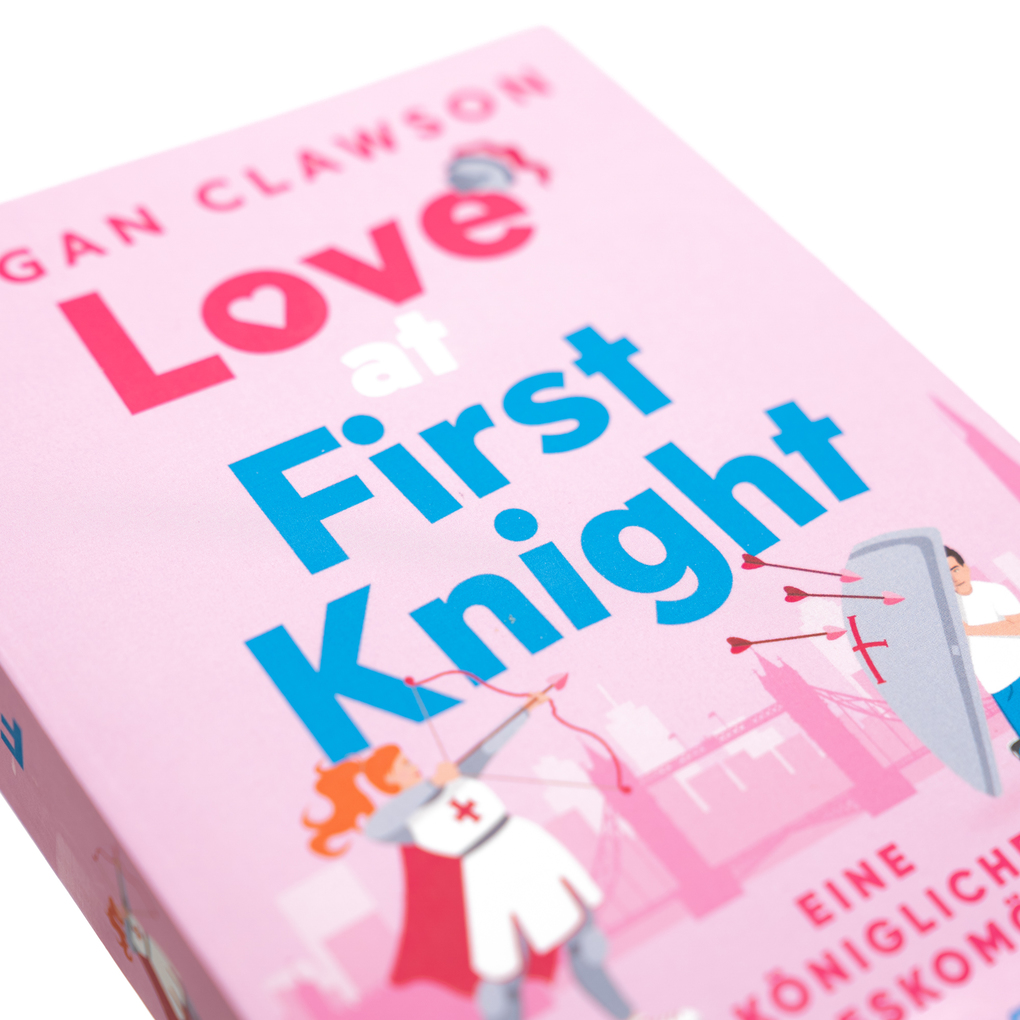 Weitere Ansicht: Love at First Knight. Eine königliche Liebeskomödie | Megan Clawson