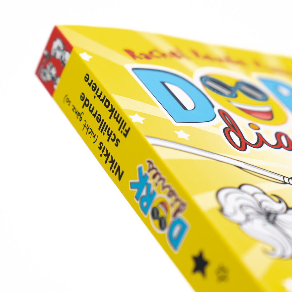 Weitere Ansicht: DORK Diaries, Band 7: Nikkis (nicht ganz so) schillernde Filmkarriere | Rachel Renée Russell