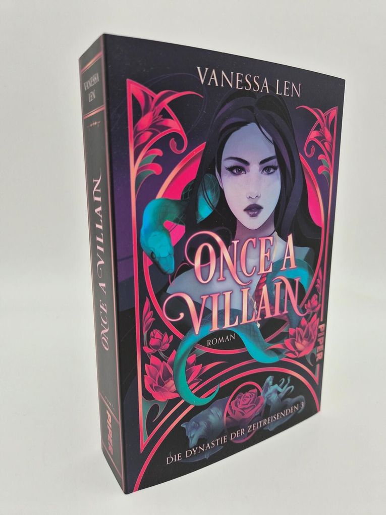 Weitere Ansicht: Once a Villain | Vanessa Len