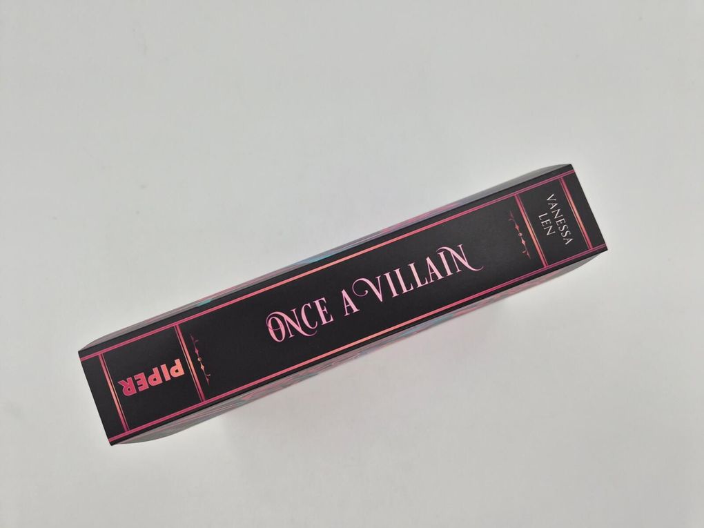 Weitere Ansicht: Once a Villain | Vanessa Len