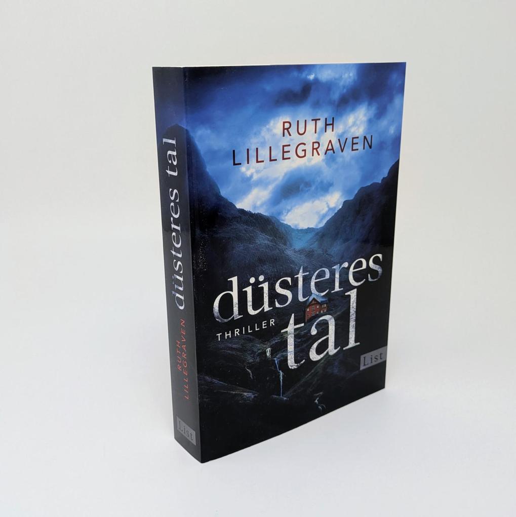 Weitere Ansicht: Düsteres Tal | Ruth Lillegraven