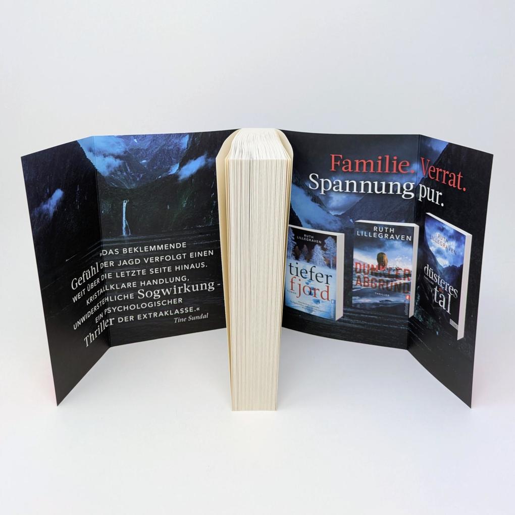 Weitere Ansicht: Düsteres Tal | Ruth Lillegraven