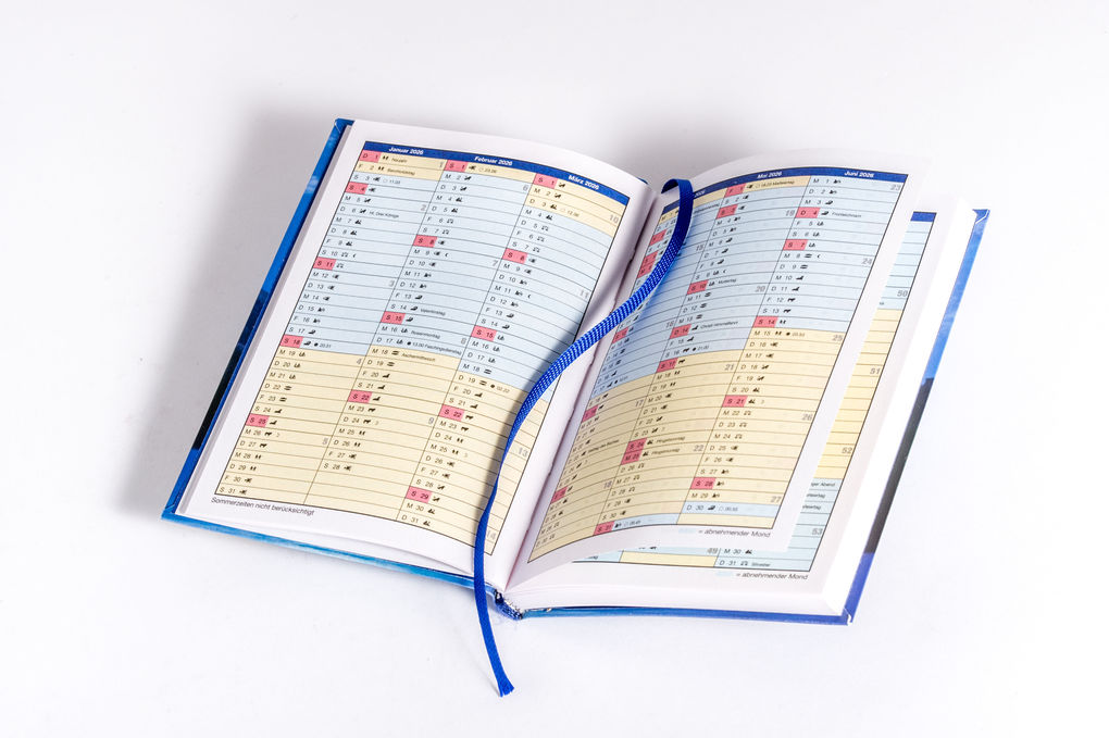 Weitere Ansicht: Das Mondjahr 2026 - Der farbige Taschenkalender | Johanna Paungger, Thomas Poppe