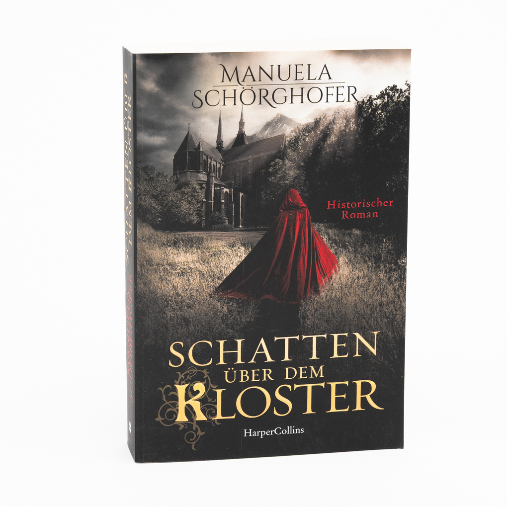 Weitere Ansicht: Schatten über dem Kloster | Manuela Schörghofer