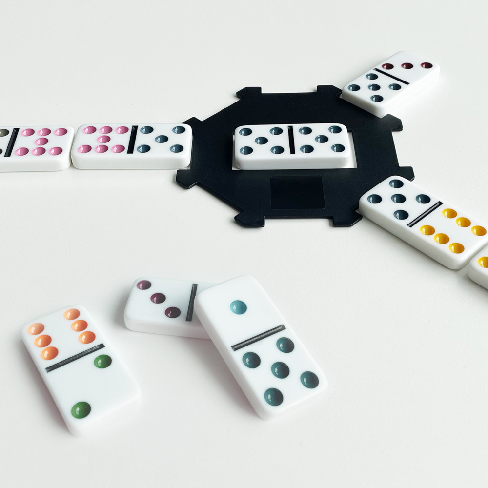 Weitere Ansicht: Classics: Dominos