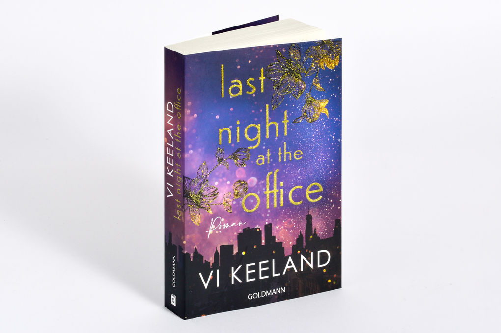 Weitere Ansicht: Last Night at the Office | Vi Keeland