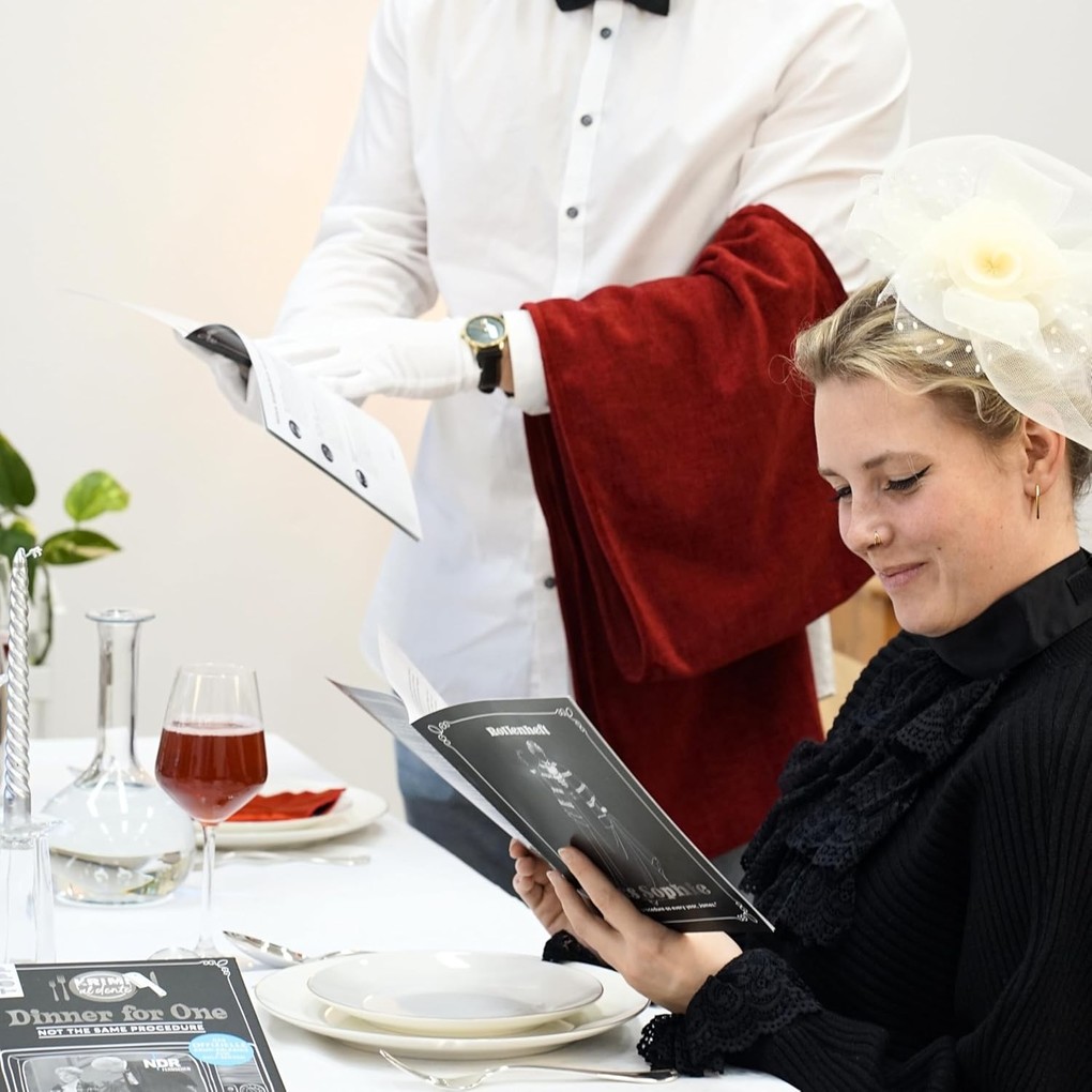 Weitere Ansicht: Krimi al dente - Dinner for One: Not the same procedure. Das offizielle Krimi-Erlebnis zum Kult-Sketch | Joel Müseler