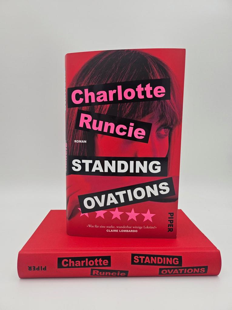 Weitere Ansicht: Standing Ovations | Charlotte Runcie