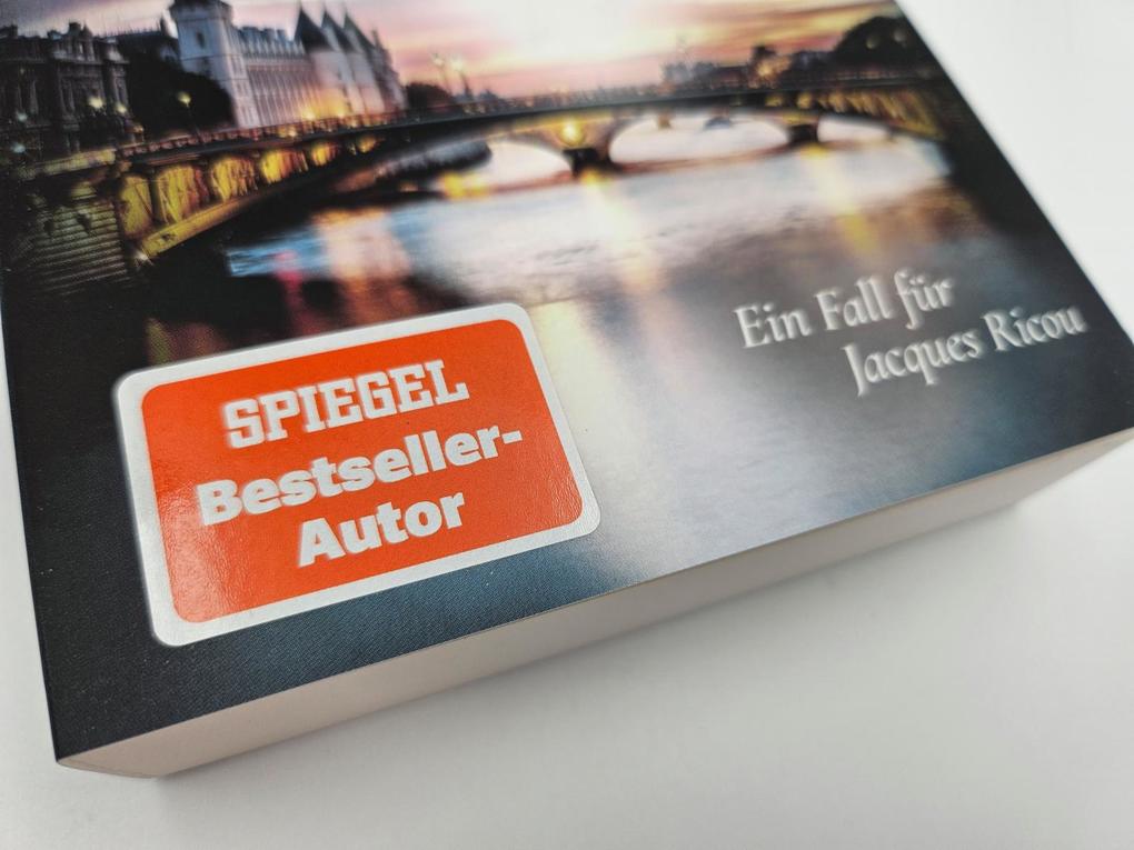 Weitere Ansicht: Die Schatten von Paris | Ulrich Wickert