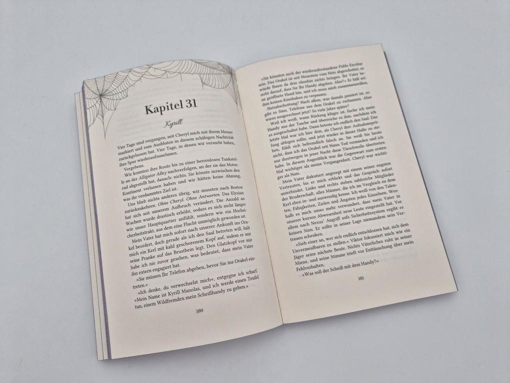 Weitere Ansicht: Our darkest Truth | Sara Rivers