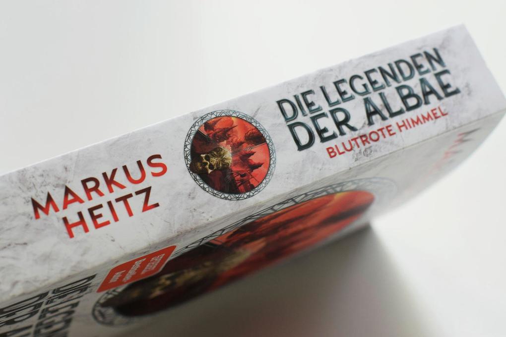 Weitere Ansicht: Die Legenden der Albae - Blutrote Himmel | Markus Heitz