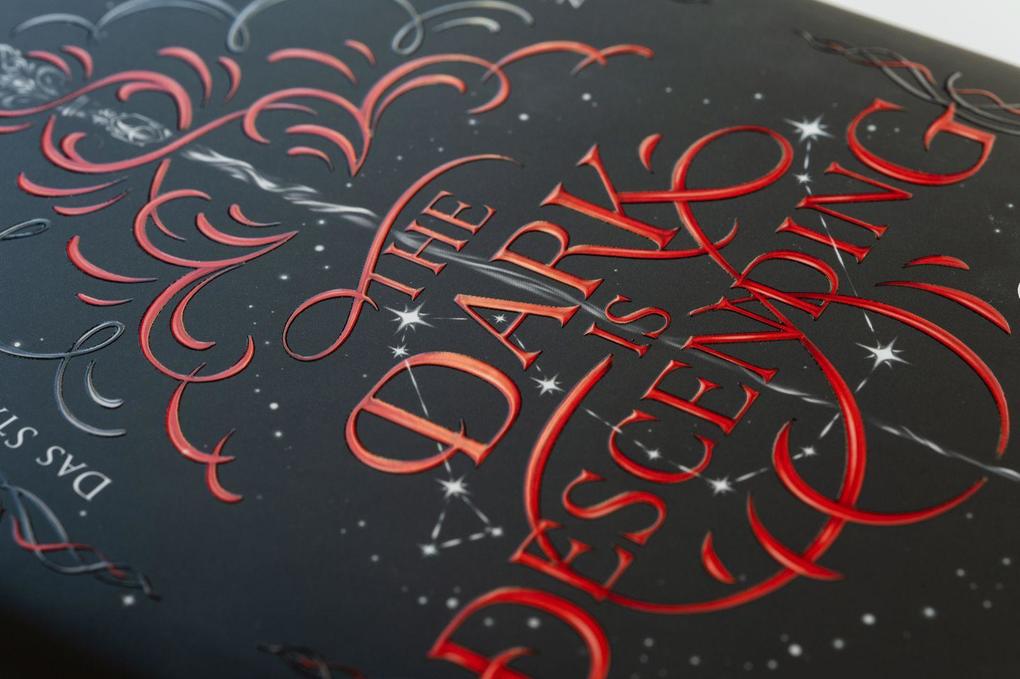 Weitere Ansicht: The Dark Is Descending | Chloe C. Peñaranda