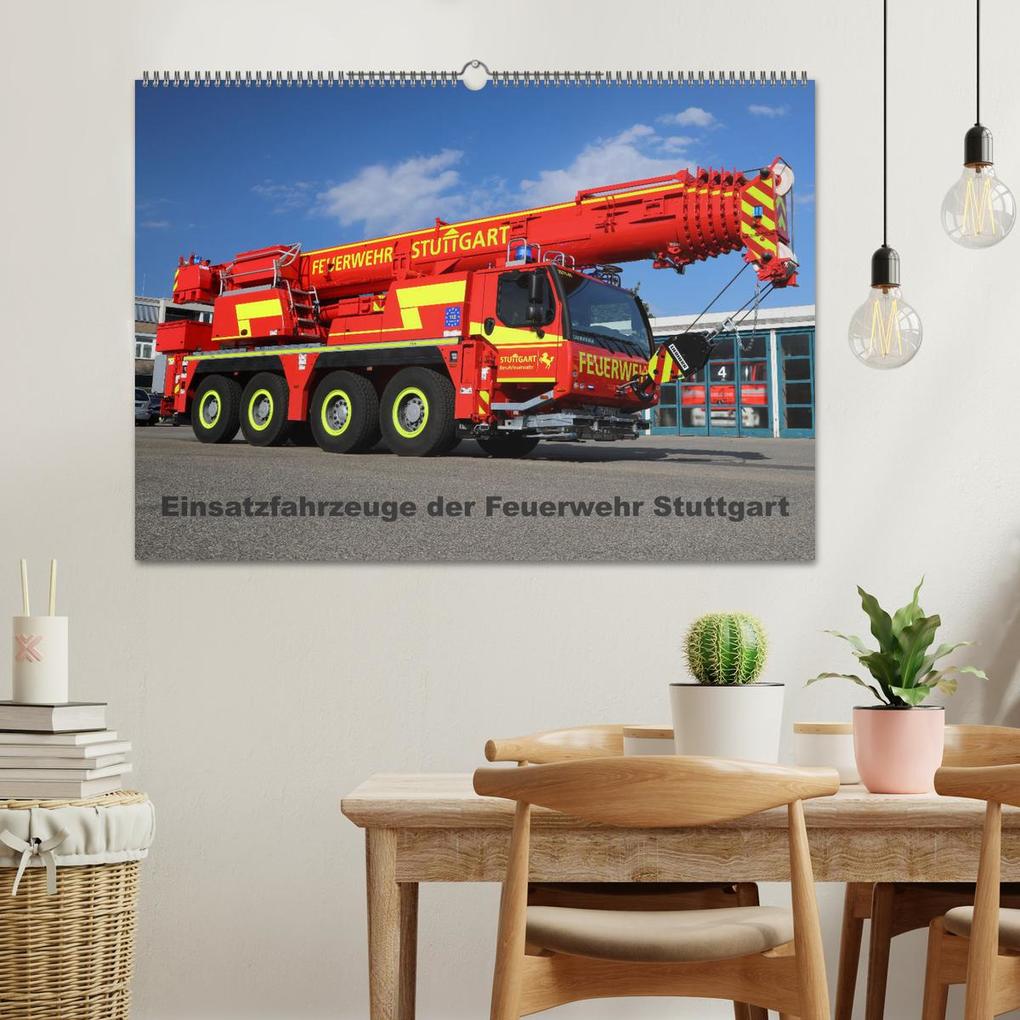 Weitere Ansicht: Einsatzfahrzeuge der Feuerwehr Stuttgart (Wandkalender 2026 DIN A2 quer), CALVENDO Monatskalender | Matthias Hansen, Calvendo