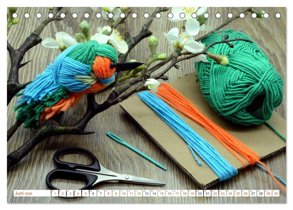 Weitere Ansicht: Kreatives aus Wolle - Häkeln, Stricken und Basteln (Tischkalender 2026 DIN A5 quer), CALVENDO Monatskalender | Anja Frost, Calvendo