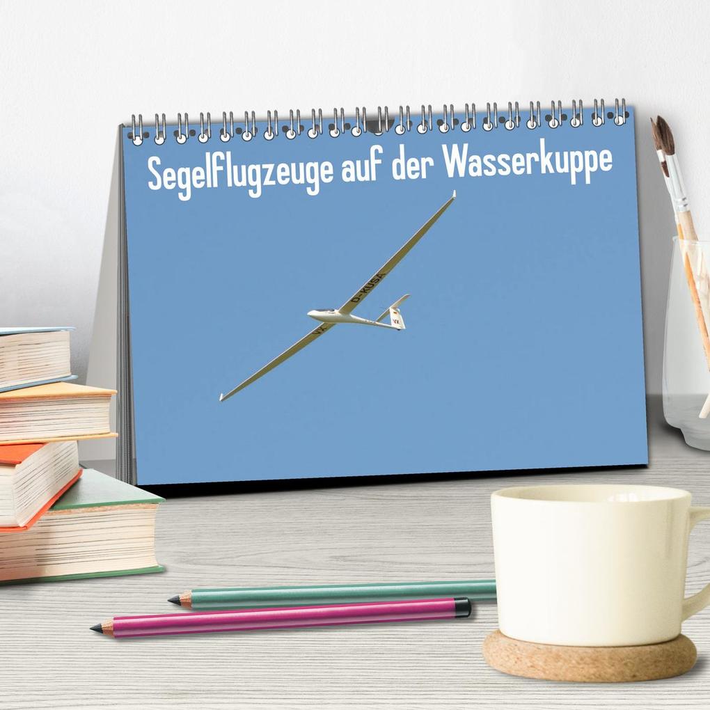 Weitere Ansicht: Flugzeuge auf der Wasserkuppe 2026 (Tischkalender 2026 DIN A5 quer), CALVENDO Monatskalender | Friedrich Wesch, Calvendo