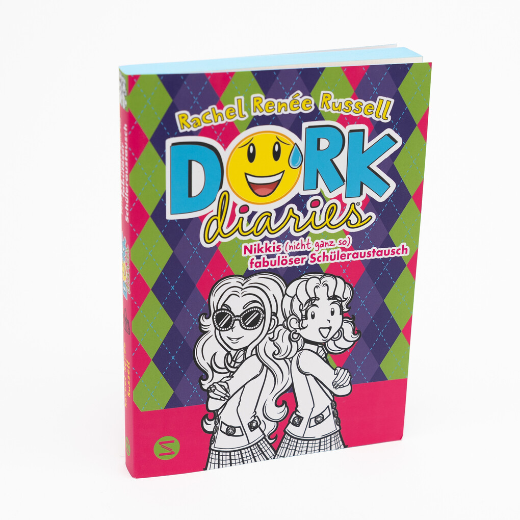 Weitere Ansicht: DORK Diaries, Band 11: Nikkis (nicht ganz so) fabulöser Schüleraustausch | Rachel Renée Russell