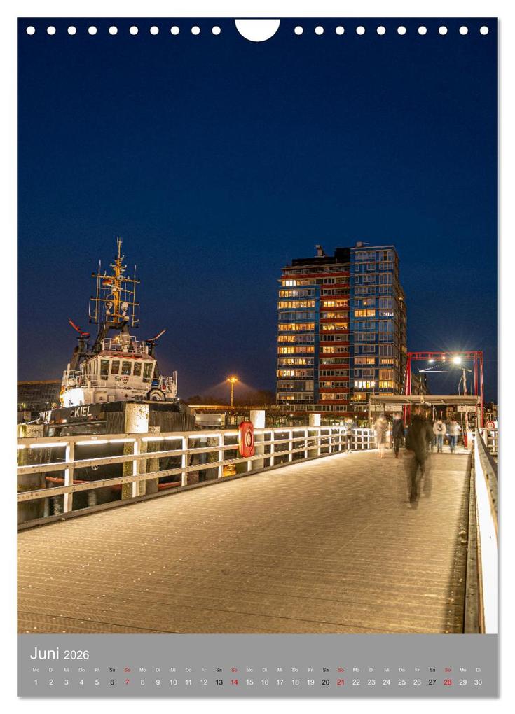Weitere Ansicht: Kiel im Dunkeln. (Wandkalender 2026 DIN A4 hoch), CALVENDO Monatskalender | Karsten Rahn, Calvendo