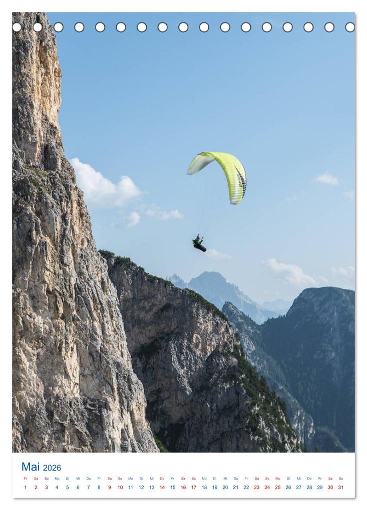 Weitere Ansicht: Paragliding - von grünen Wiesen zu schroffen Gletschen (Tischkalender 2026 DIN A5 hoch), CALVENDO Monatskalender | Andy Frötscher, Calvendo