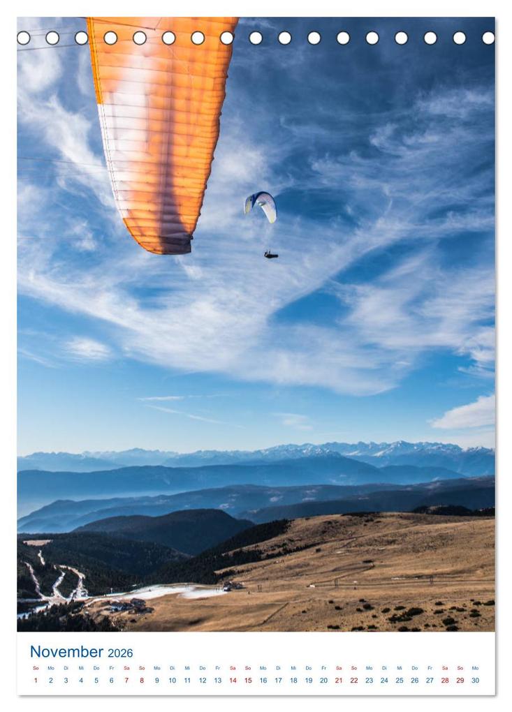 Weitere Ansicht: Paragliding - von grünen Wiesen zu schroffen Gletschen (Tischkalender 2026 DIN A5 hoch), CALVENDO Monatskalender | Andy Frötscher, Calvendo