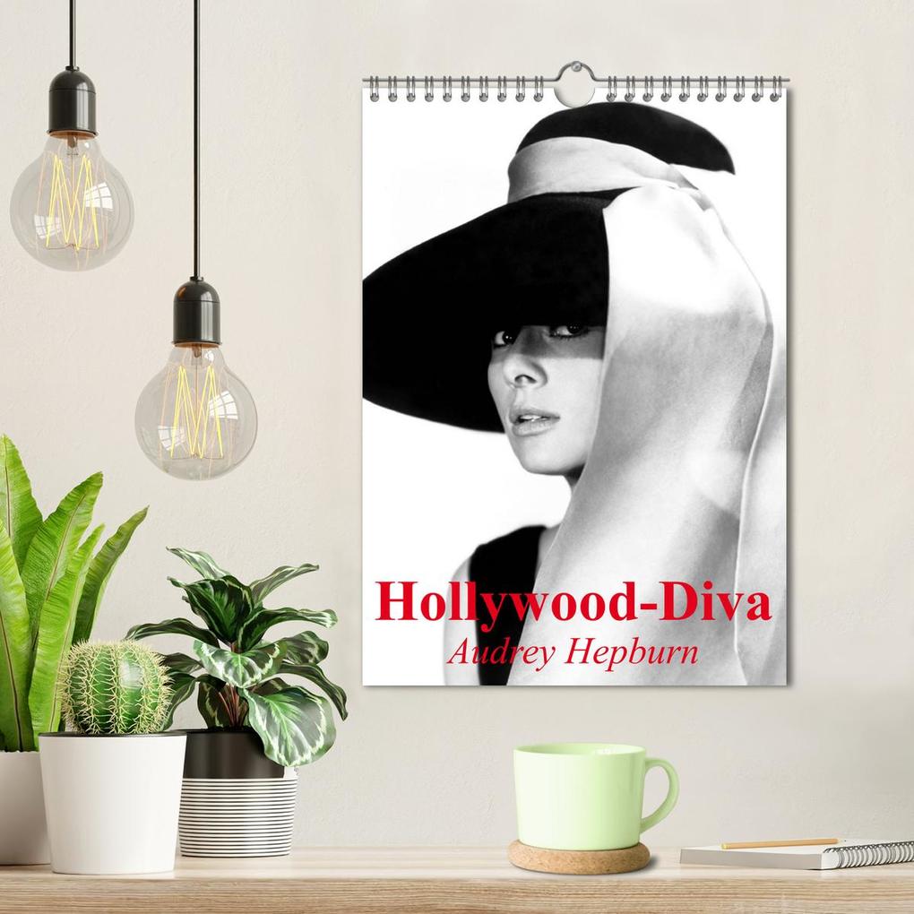 Weitere Ansicht: Hollywood-Diva - Audrey Hepburn (Wandkalender 2026 DIN A4 hoch), CALVENDO Monatskalender | Elisabeth Stanzer, Calvendo