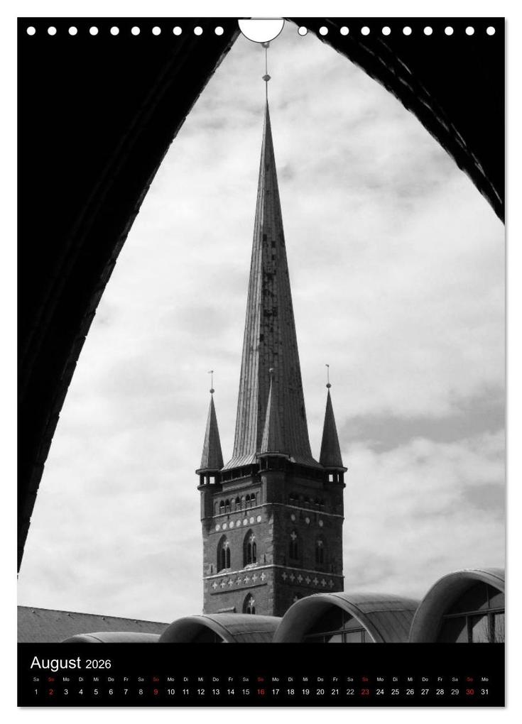 Weitere Ansicht: Lübeck schwarz-weiß (Wandkalender 2026 DIN A4 hoch), CALVENDO Monatskalender | Oliver Peters, Calvendo