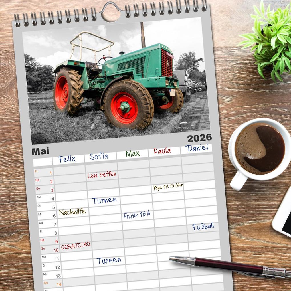 Weitere Ansicht: Familienplaner 2026 - Trecker-Liebhaber mit 5 Spalten (Wandkalender, 21 x 45 cm) CALVENDO | Calvendo, Andrea Dreegmeyer