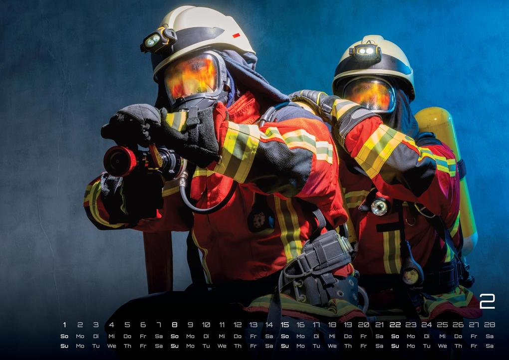 Weitere Ansicht: FIREFIGHTER - Retter in der Not - Feuerwehr - 2026 - Kalender DIN A2