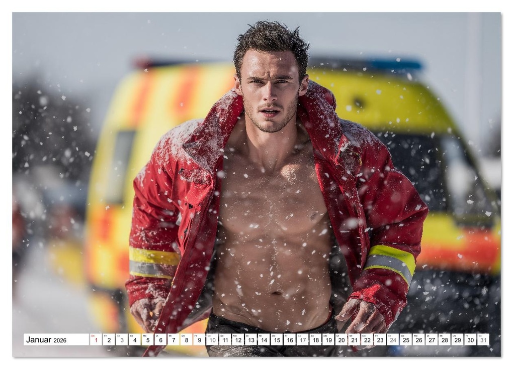 Weitere Ansicht: SEXY ÄRZTE - Männlich, muskulös und einsatzbereit (Wandkalender 2026 DIN A2 quer), CALVENDO Monatskalender | MB Fotografie, Calvendo