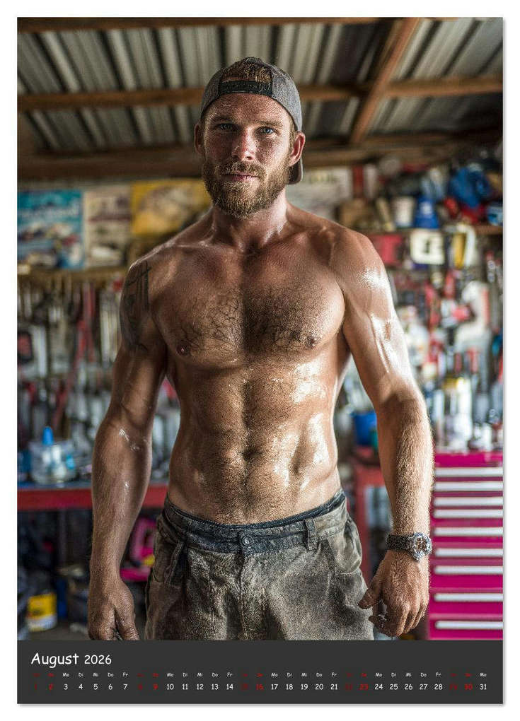 Weitere Ansicht: Schrauberträume - Sexy Männer zwischen Motoren und Öl (Wandkalender 2026 DIN A3 hoch), CALVENDO Monatskalender | MB Fotografie, Calvendo