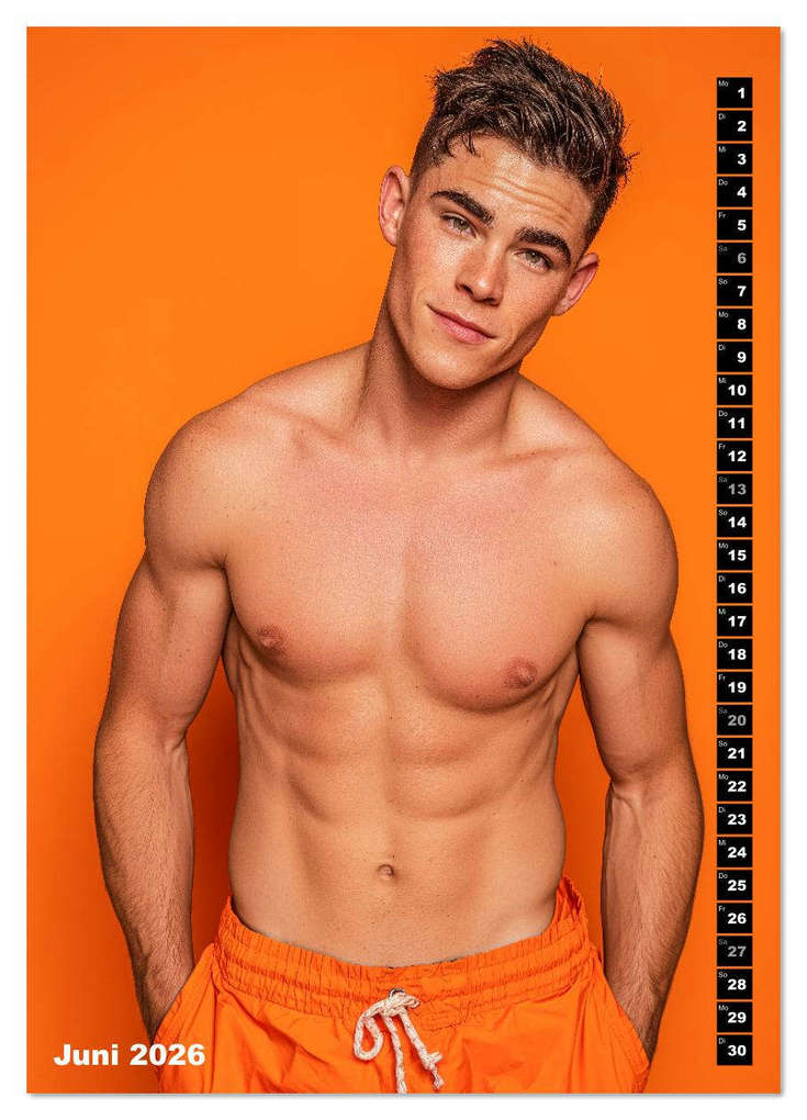 Weitere Ansicht: JUNG, SEXY, UNZENSIERT - Männer nackt in Shorts (Wandkalender 2026 DIN A4 hoch), CALVENDO Monatskalender | Calvendo